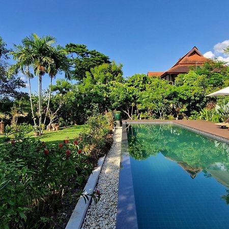 Villa Albizia, Chiang Mai Dojszaket Kültér fotó