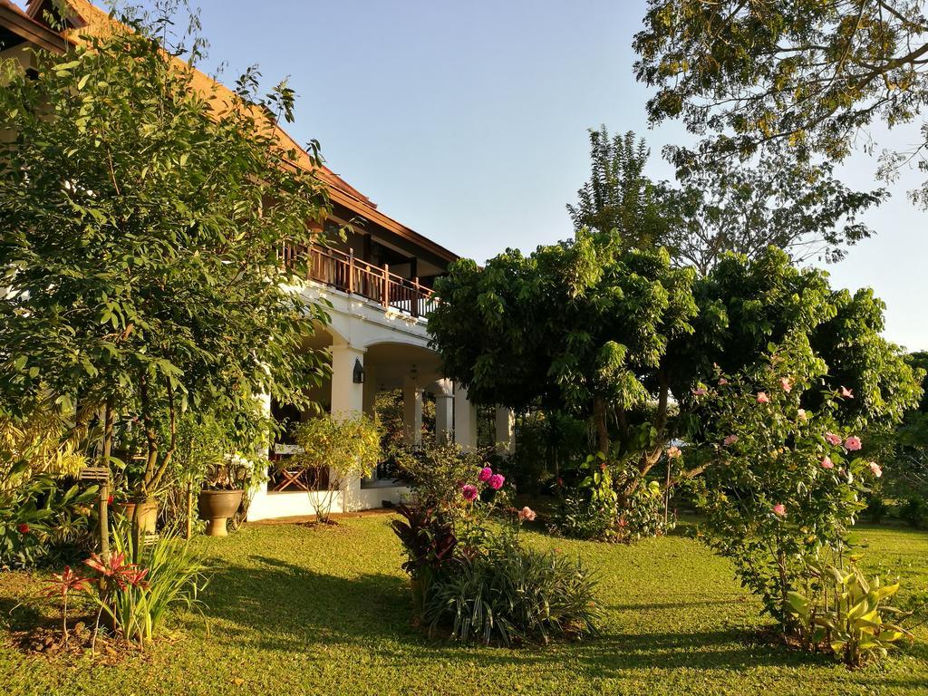Villa Albizia, Chiang Mai Dojszaket Kültér fotó